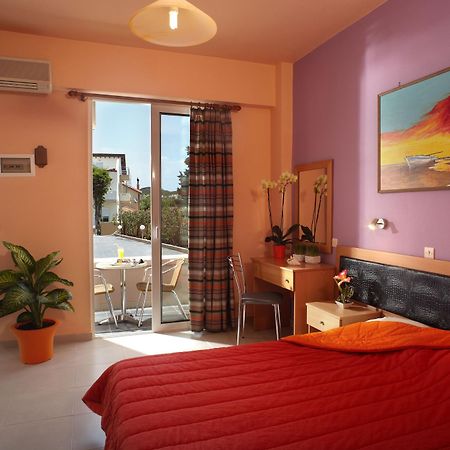 Marietta Hotel Apartments Pastida Exterior photo