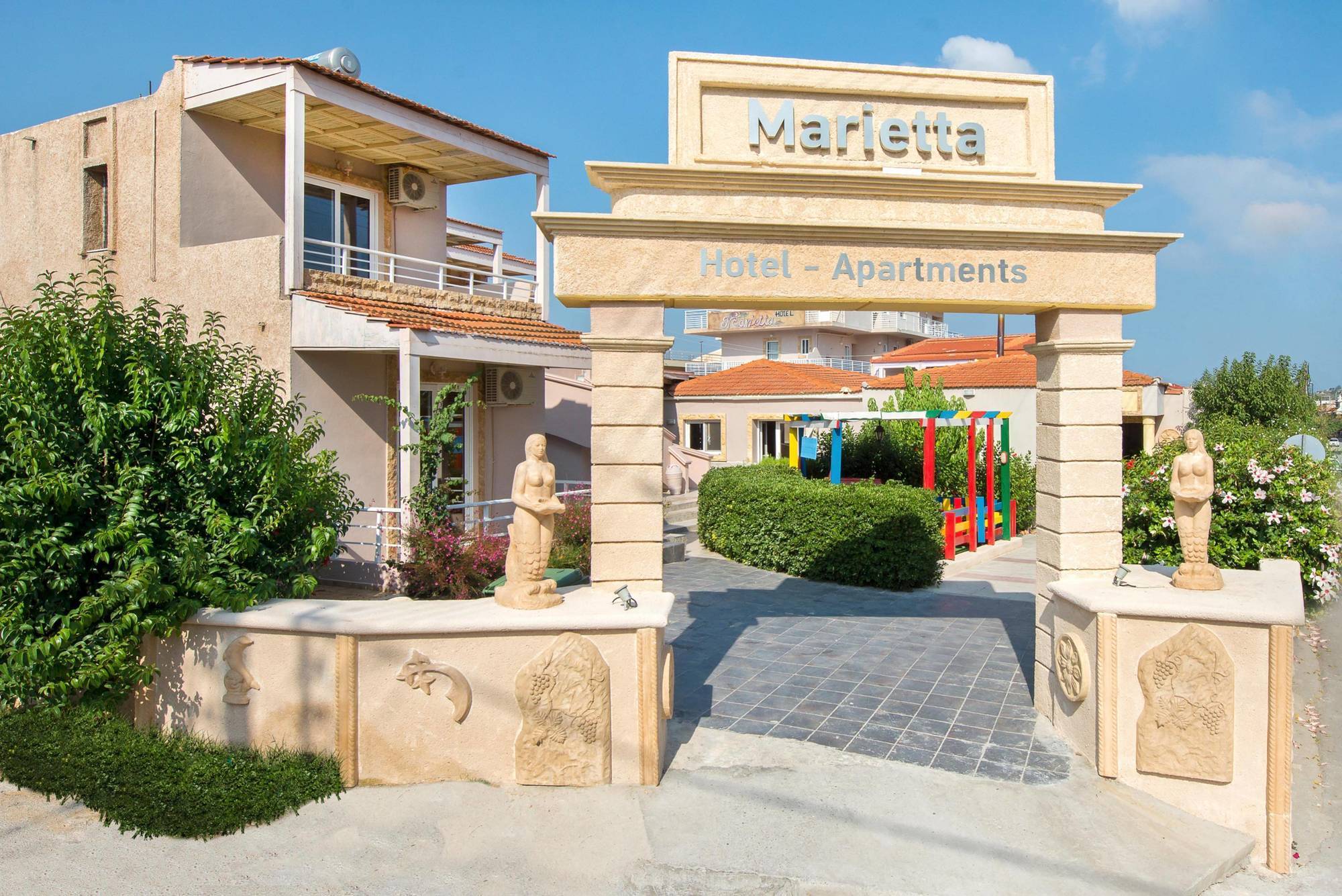 Marietta Hotel Apartments Pastida Exterior photo